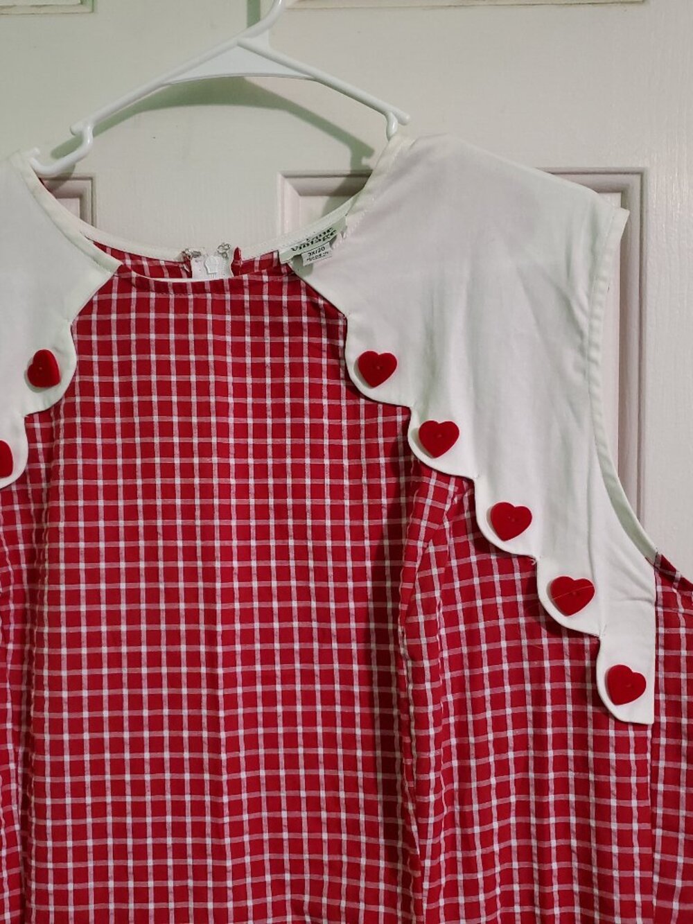 Unique Vintage: Be still My Beating Heart Dress Unique Vintage - Picture 2 of 5